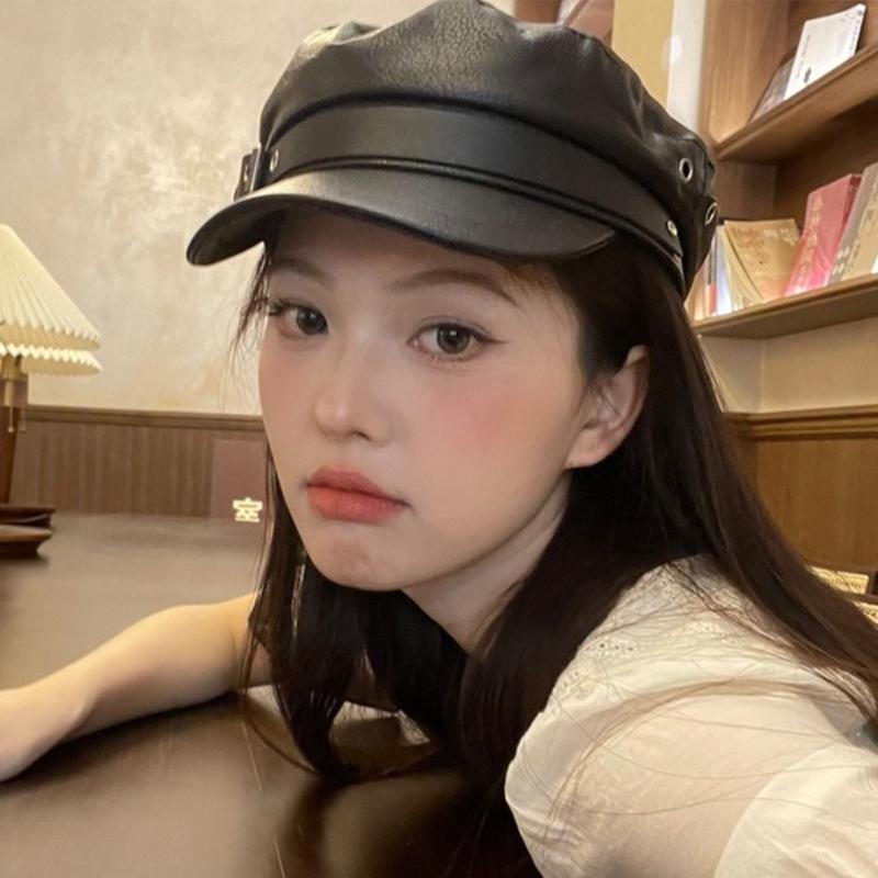 PU Painter Hat Flat Hat British Beret for Dating Photography Cabbie Headwear Painter Hat with Star Grommet Hat