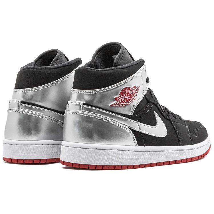 Air Jordan 1 Mid 'Johnny Kilroy' 554724-057