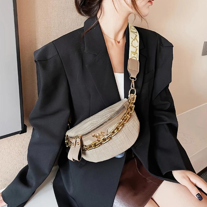 The New Simple Fashion Mini Breast Pocket Outdoor Leisure Bag Multi-function Large Capacity Storage Bag Mobile Phone Bag