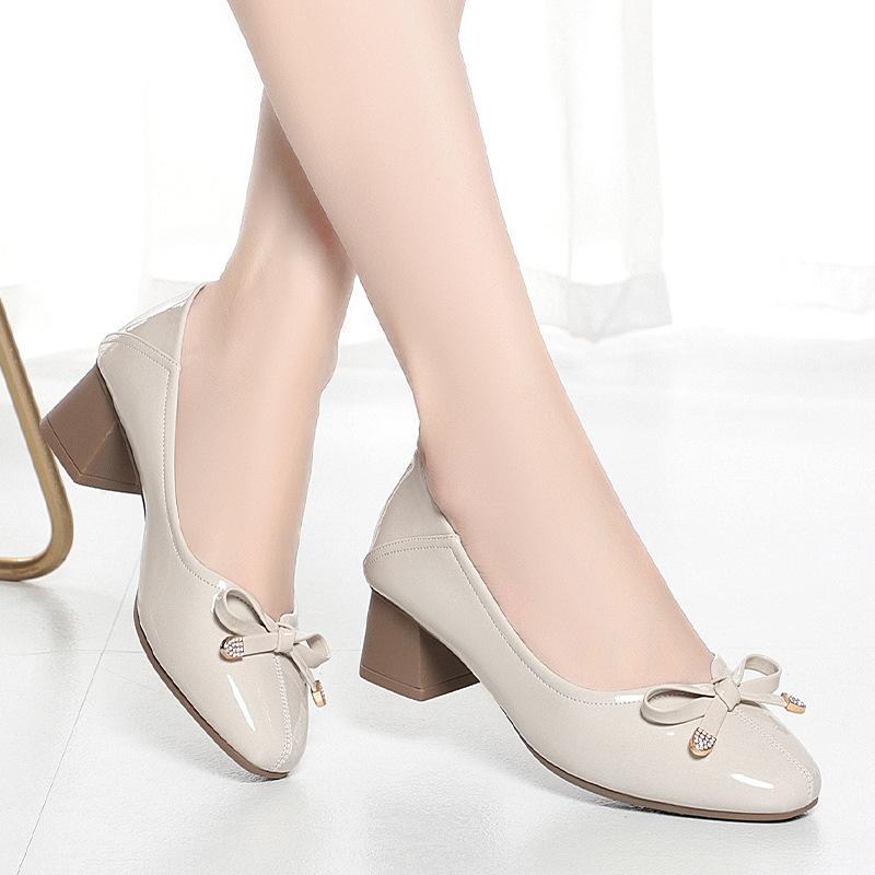 4.5cm Brerathable Comfortable Bright Leather Shoes Women Pumps with Heels 2025 Spring Sweet Bow Med Block Heels Shoes Mom Office