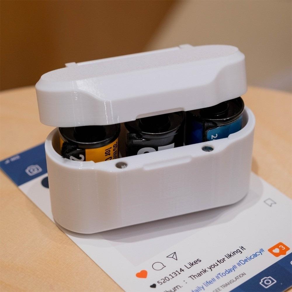 

Dustproof 35mm Film Travel Box Flip Cover Film Protective Box For 35mm Film Travel Case white-3 grids