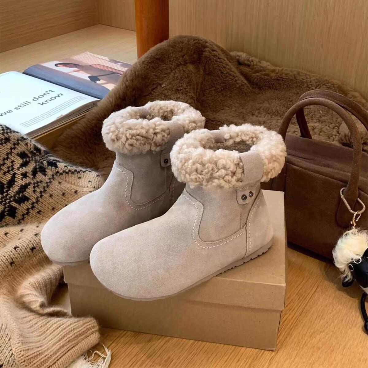 

[Fan Jieya] Retro short boots women s 2025 winter new lamb wool flat-bottomed casual versatile warm snow boots 35 серый
