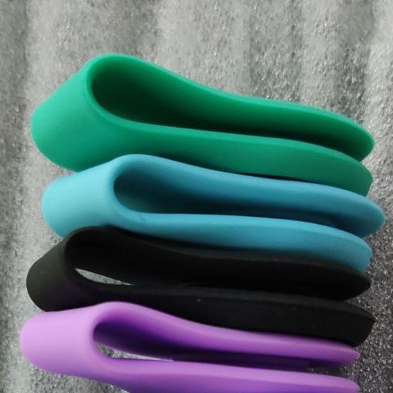 Golf Hat Clip Flavorless Magnetic Silicone Premium Magnet Golf Ball Marker for Position Calibrating