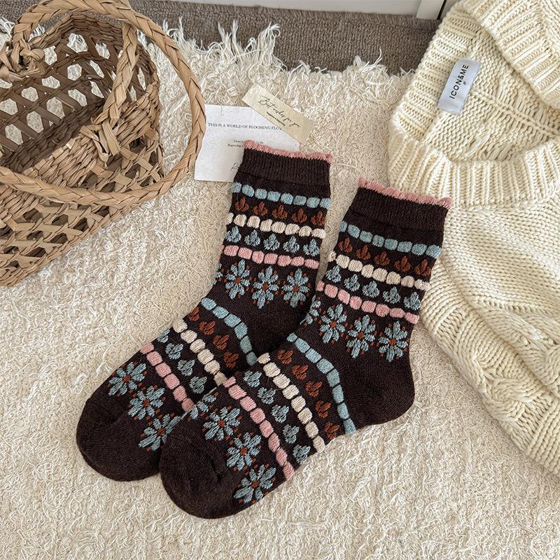 Vintage Flower Heavy Industry Sheep Wool Women'S Socks Warm Thickened Meradson Wind Tube Socks