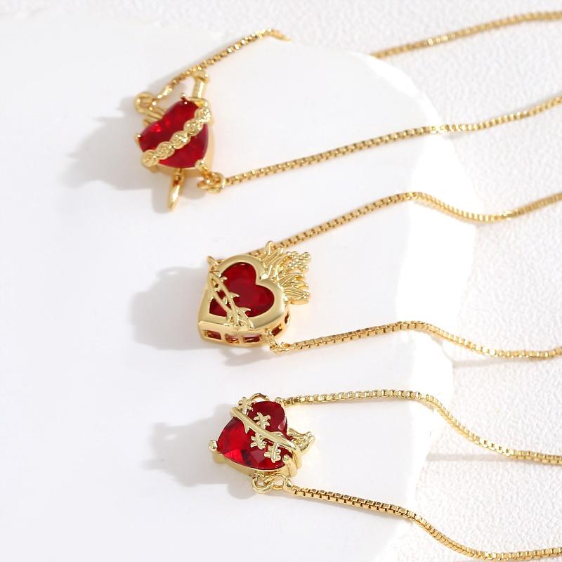 Fashion Heart-shaped Pendant Bracelet, Holy Heart Cross Bracelet, Versatile and Sweet Accessory