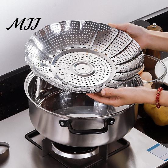 Rust Resistant Cooking Accessory Stainless Steel Expandable Steamer Basket, Adjustable Folding Insert with Sustainable Kitchen Food Strainer