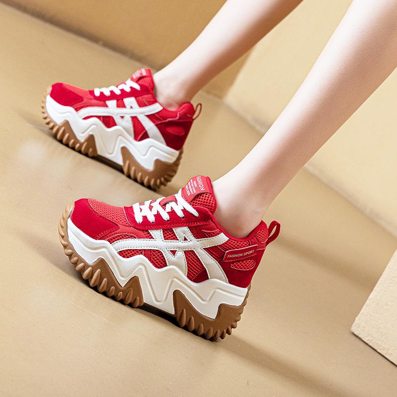 Women's Trendy Dad Sneakers 2025: Thick-Soled, Height-Increasing, Casual Sports Shoes, Small Size 34 for Autumn.