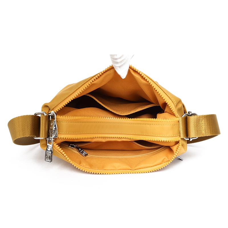 Large Capacity Crossbody Bag Women's Nylon Lightweight Shoulder Bag