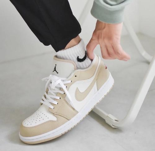 Jordan 1 Low SE Sail Rattan - FB7168-121