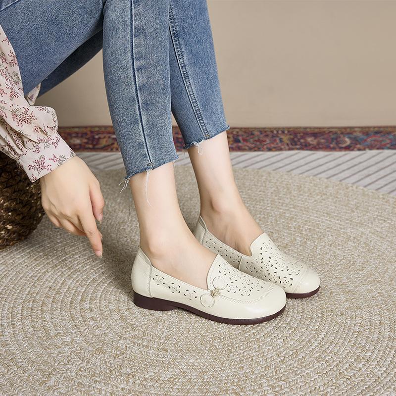 First layer cowhide mother shoes women's soft leather soft sole non-slip hole middle-aged and elderly women's shoes summer comfortable hollow casua