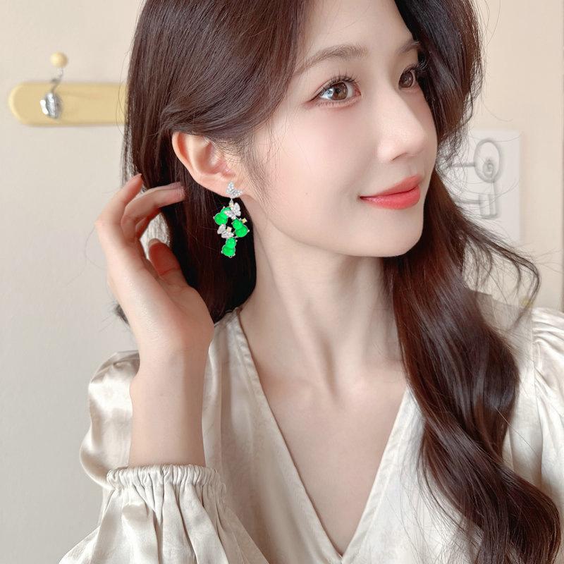 New Chinese-style vintage gourd butterfly luxury earrings with micro-set zircon stones, fashionable Chinese-inspired ear drops