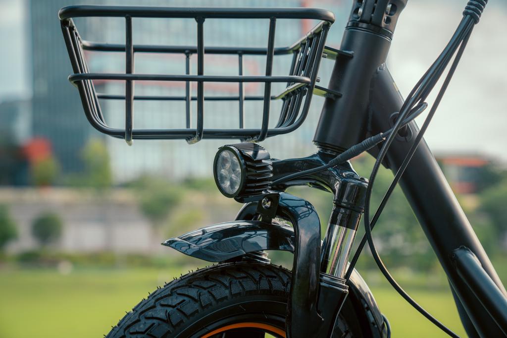 Elektrická koloběžka kukirin C1 PRO, 48V 26AH 500W, maximální dojezd 100KM, dvojité kotoučové brzdy + elektronická brzda, protiskluzová deska z masivního dřeva.