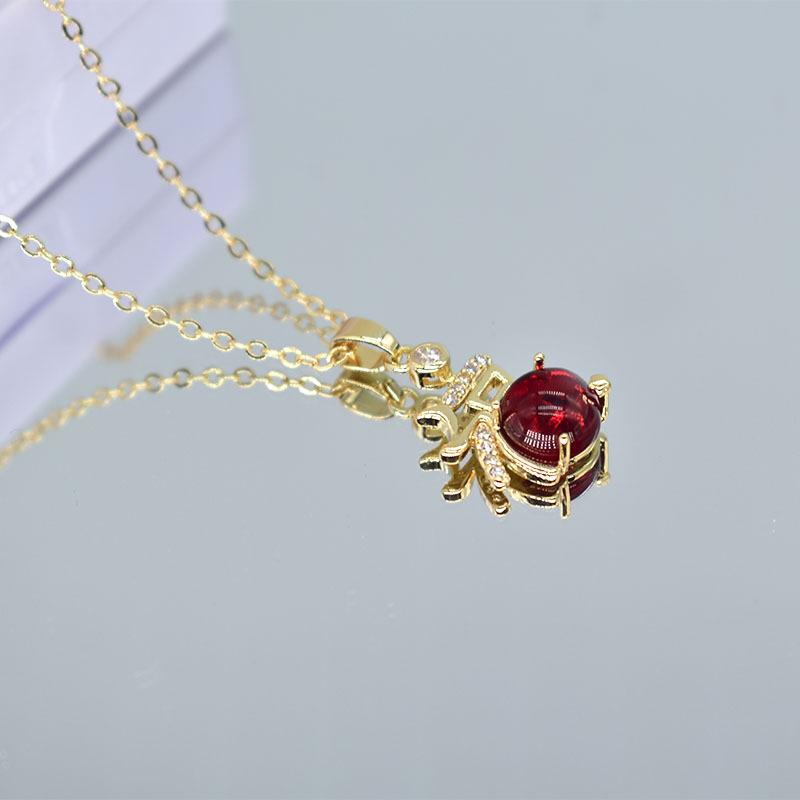 

Простое ретро-ожерелье с подвеской в виде золотого благословения высокого класса, женское ожерелье с подвеской в виде прилива и холодного ветра на ключицу