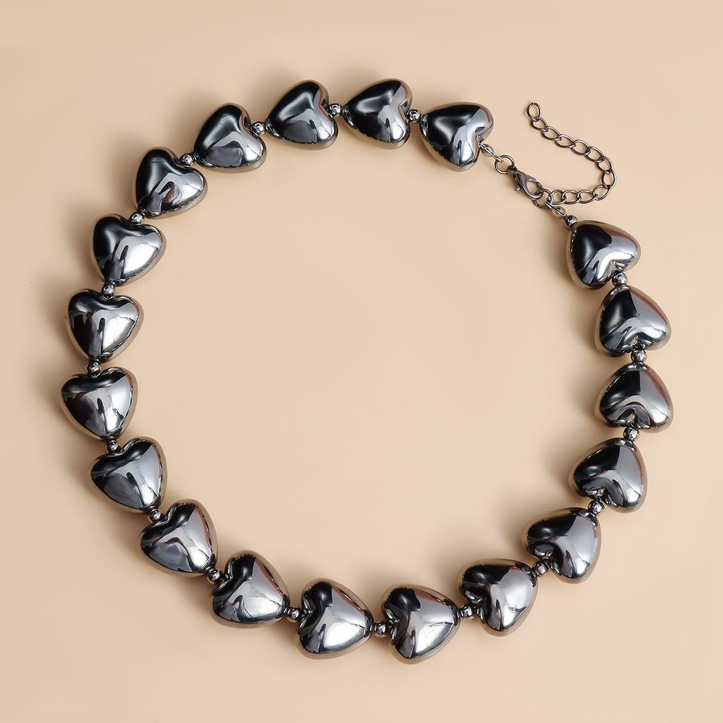 Necklace Decoration, Exaggerated Sweet And Cool Three-Dimensional Love Beaded Necklace, Trendy And Light Luxury High-End Collarbone Chain