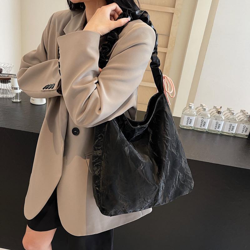 Fashionable Ins Large Capacity Tote Bag For Women Available In Chic Colors Like Beige Black Blue And Pink