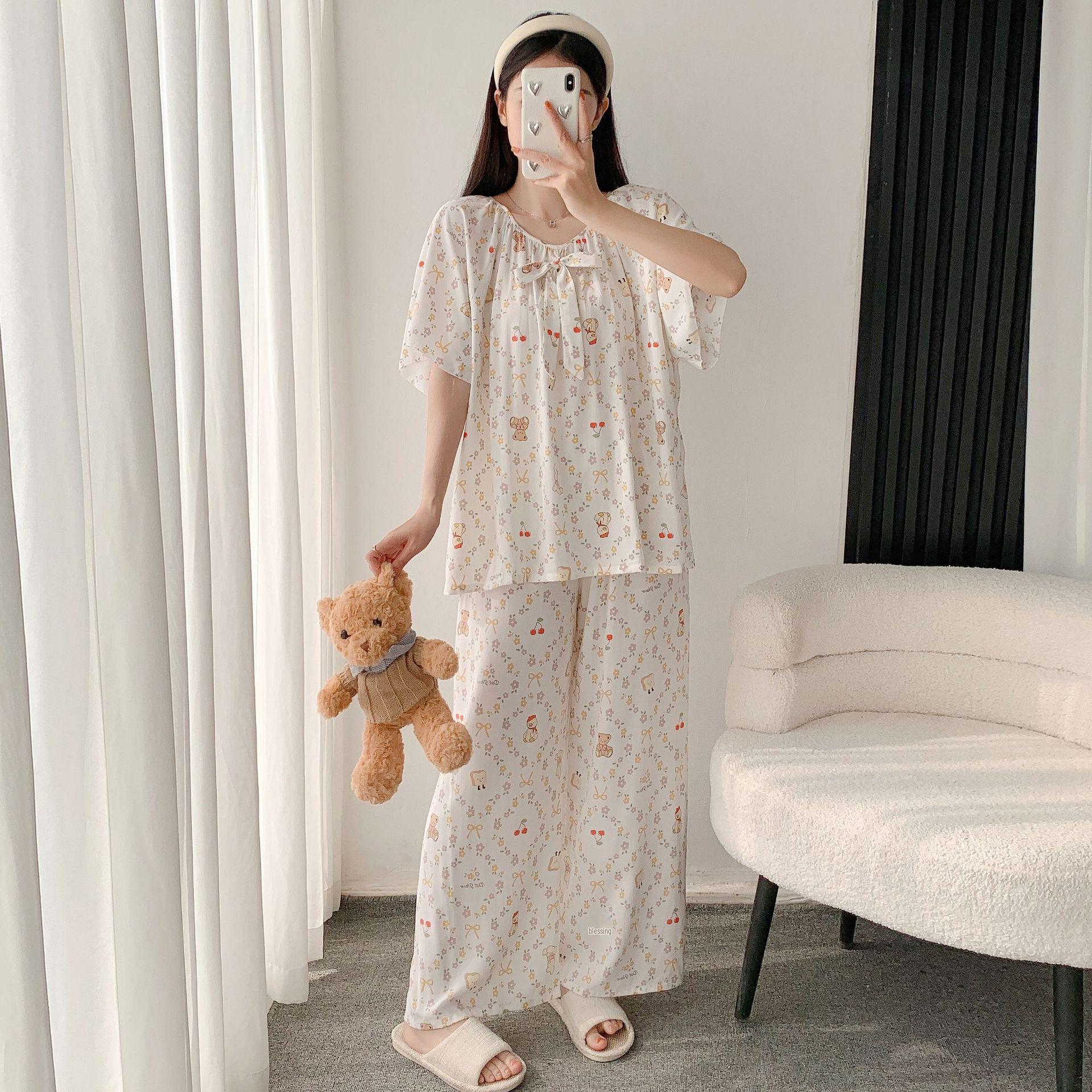 

Women s Cute Korean-Style Cotton-Silk Pajama Set – Short Sleeve, Long Pants, Loose Fit, Printed Design, Summer Homewear. One Size