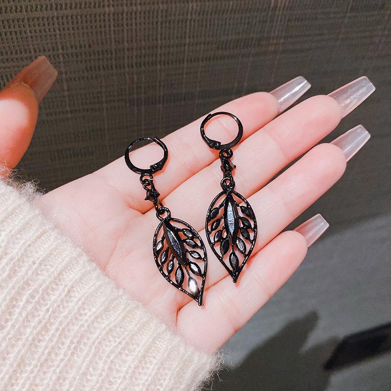 

Модный тренд Циркон Кристалл Черный Лист Подвеска Серьги Уникальный дизайн Панк Крутые Девушки Вечеринка Ювелирные изделия Подарок чёрный