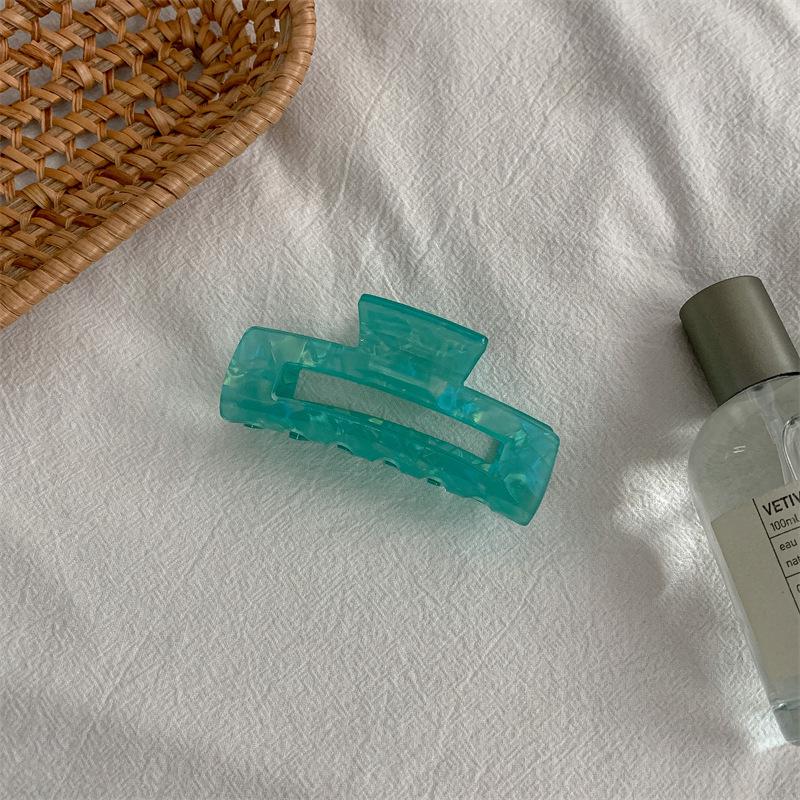 Korean Imitation Acetate High-End Shark Hair Clip - Elegant Hair Accessory for Stylish Looks