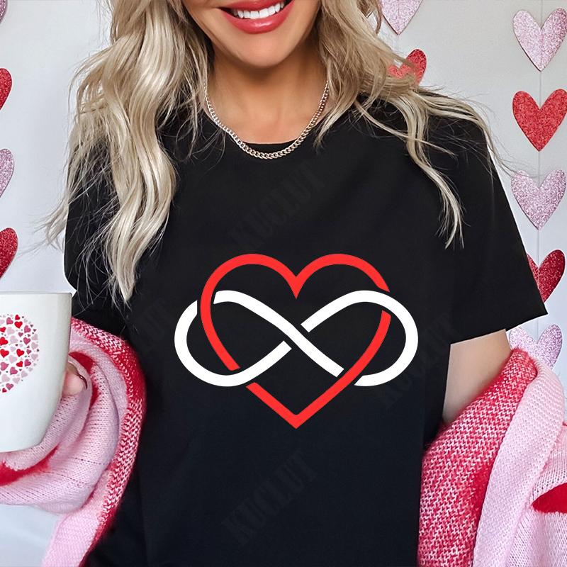 Funny Heart  Dog Paw Print Women Tshirts Fashion Summer Ladies Tshirts Short Sleeves Clothes Love Heart Fashion Casual Shirts