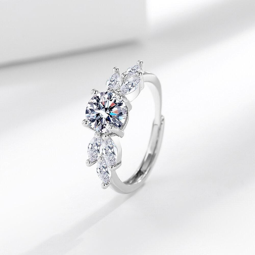 2026 Trendy Zircon Ring Women's High Sense Niche Temperament Open Index Finger Ring Light Luxury Retro Jewelry