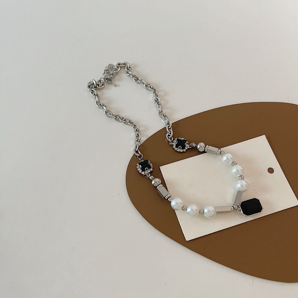 Pendant Female Cold Wind Style Clavicle Chain Pearl Necklace Female Choker Korean Style Necklace