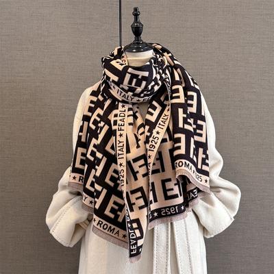 Accessori – Sciarpe e foulard