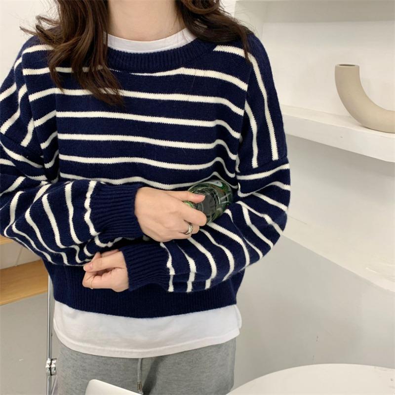 Back Slit Retro Short Section Round Neck Pullover Striped Sweater Female Thick Section Loose Round Neck Knitted Bottoming Shirt Outer Wear