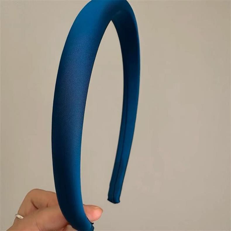 Versatile Blue Satin Retro Headband: Light, Luxurious, Korean-Style Temperament Enhancer