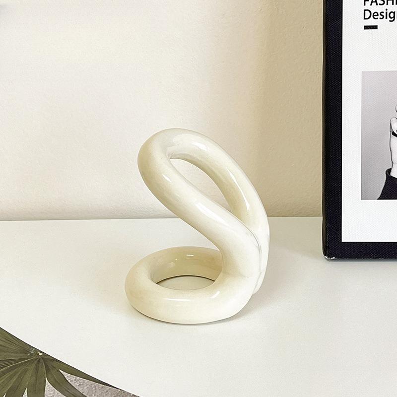 Creative Ins Ceramic Premium Feeling Cream Wind Desktop Pen Holder Makeup Brush Dresser Shelf Storage Cylinder Ornament