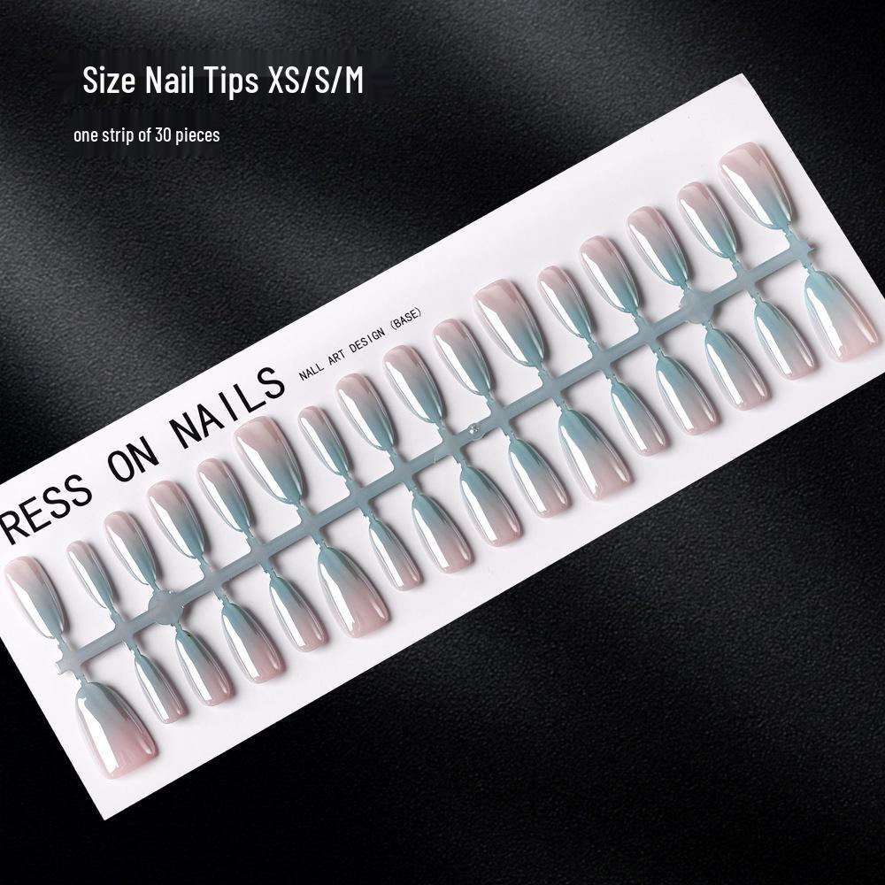 

Aurora Gradient Cat Eye Wearable Nails - 30-Piece Set of Transparent Ice Tips