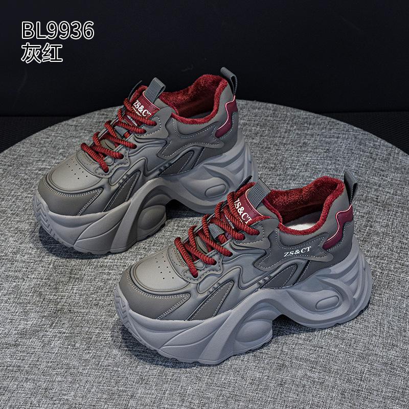 Leather platform dad shoes autumn and winter new velvet to show small feet and increase height casual sports shoes