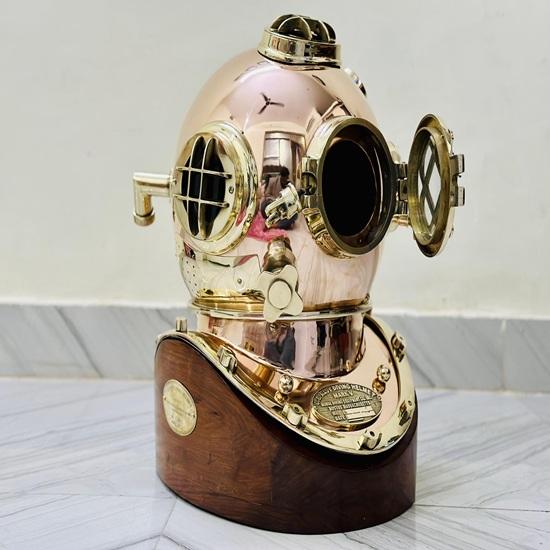 45.72 Cm Copper Brass Diving Helmet Mark V Deep Sea Scuba Divers Helmet With Wooden Base Decorative