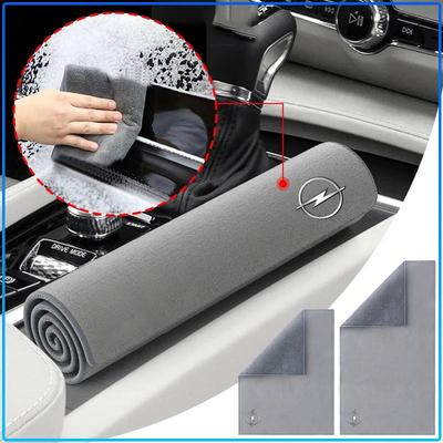 Cuidado del coche – Esponjas, trapos y cepillos
