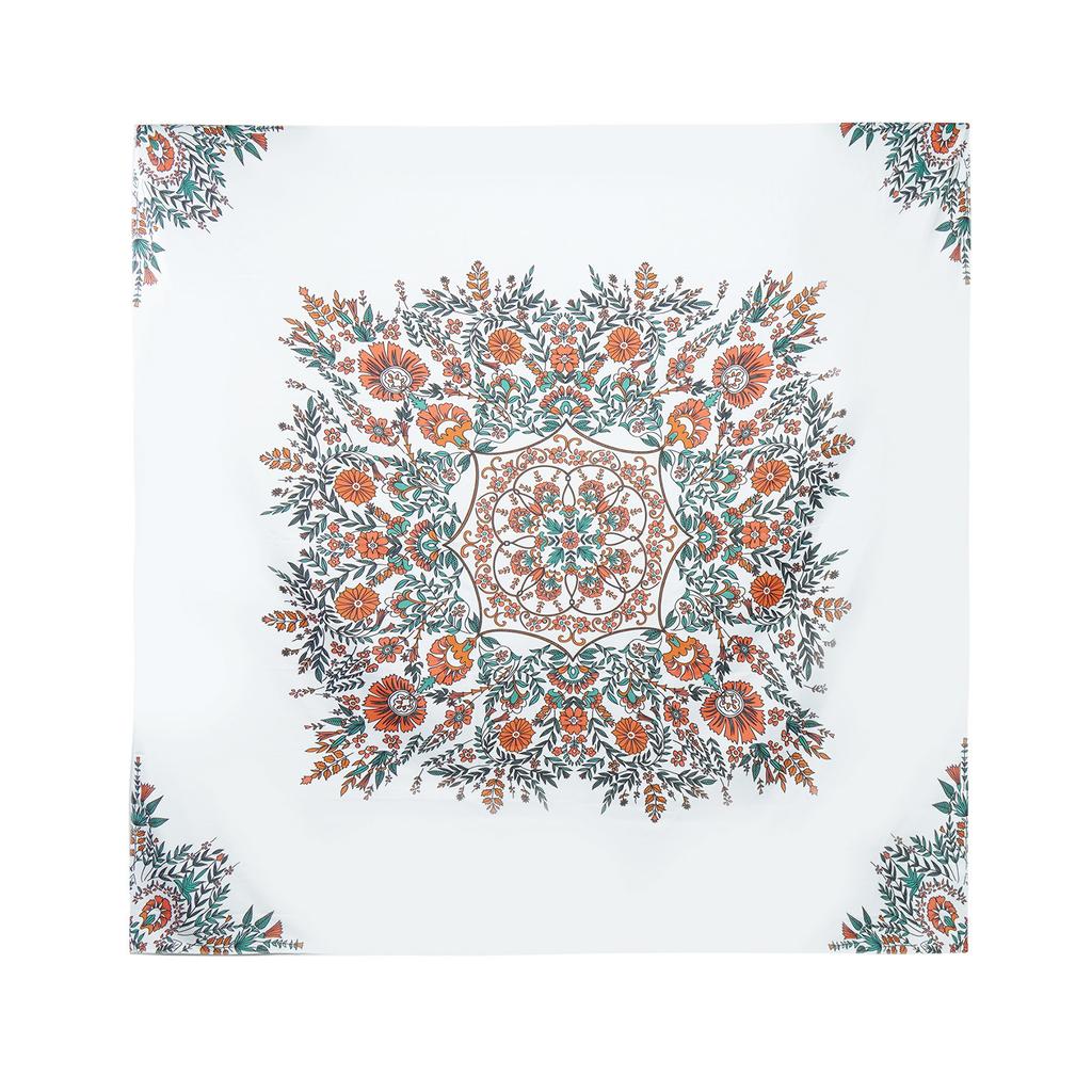Bohemian Style Wall Tapestry with Floral Lace Pattern Lightweight Decorative Hanging for Indoor Outdoor Use Large Size Fabric Art