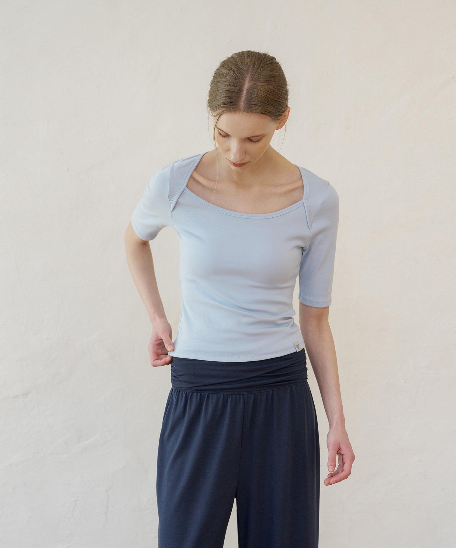 Reina Mora Petal Layered Sleeve Opal Blue Opal Blue/2