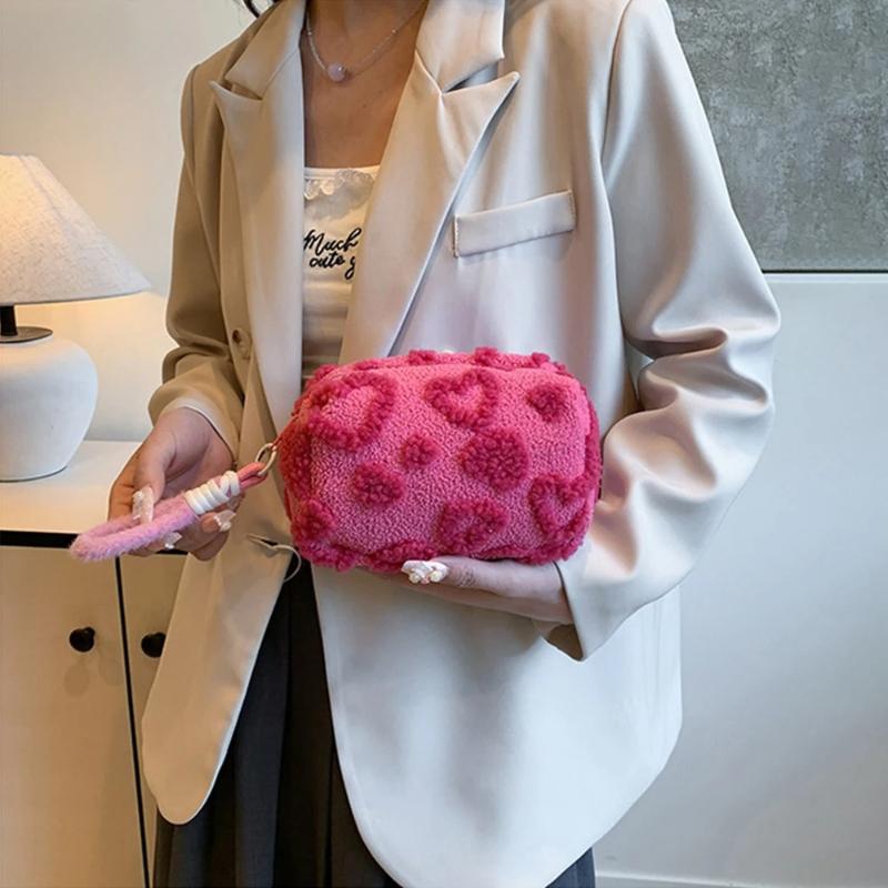 Large Capacity Plush Makeup Bags Toiletry Bag Travel Cosmetic Storage Bag Portable Love Print Organizer Pencil Case Cute Clutch Pouch