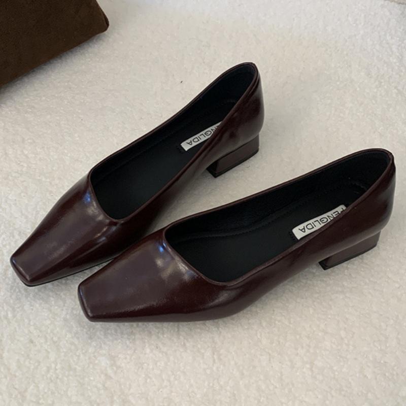 French Style Women's Shoes 2025 New Spring And Autumn Comfy Women Shoes Shallow Medium Heels Commuting Rubber Soled Shoes