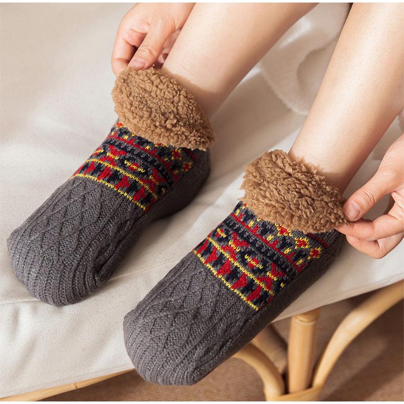 Autumn and Winter Home Warm Women Floor Socks Sleep Carpet Non-slip Snow Socks