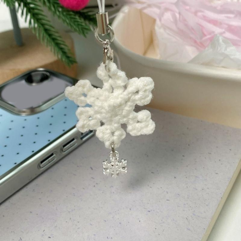 Holiday Gift Handcrafted Snowflake Keychain Yarn Phone Lanyard Christmas Decoration Elegant Women Keyring