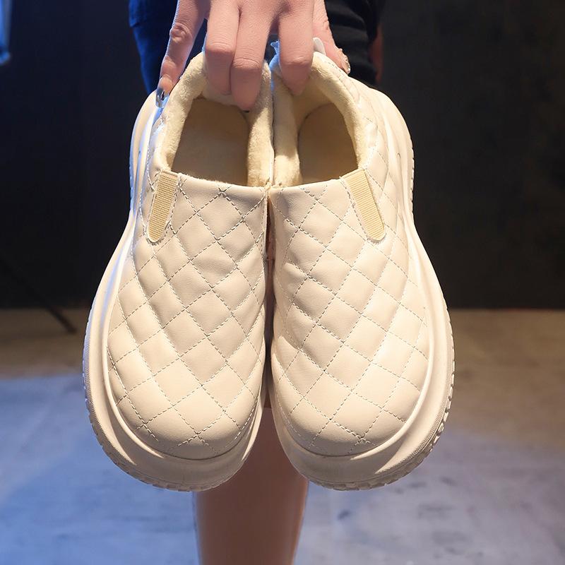 Foreign trade velvet snow boots women's 2025 winter new Korean version fashion diamond platform cotton shoes bread short boots women