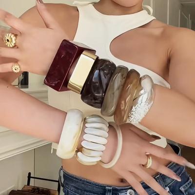 European and American Beige Irregular Geometric Resin Bracelet Light Luxury Temperament Bracelet Retro Exaggerated Jewelry Women