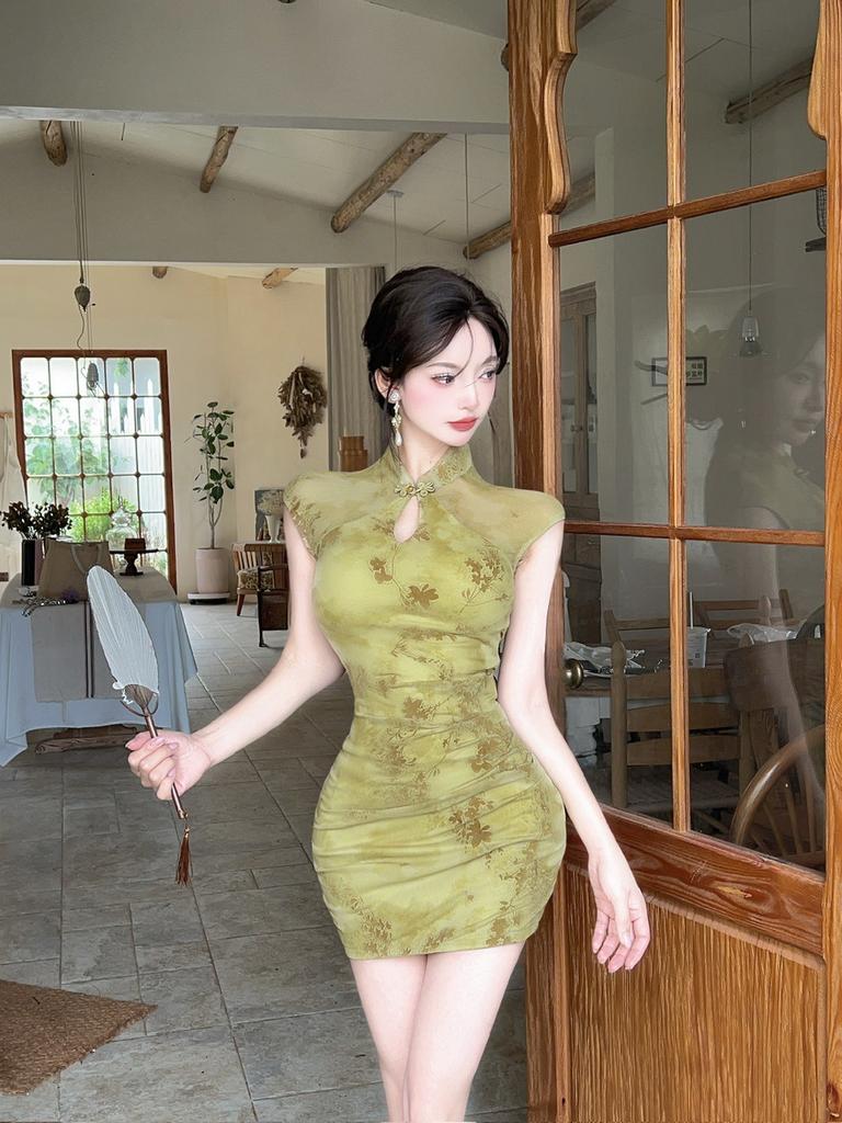 Summer new sexy celebrity mesh stitching lace hip-wrapped short bottom tight cheongsam dress women