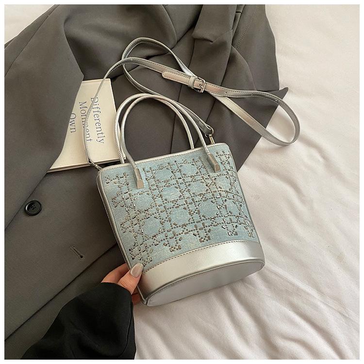 

Niche design denim diamond-encrusted bucket bag women s handbag 2025 new fashion versatile shoulder messenger bag tide