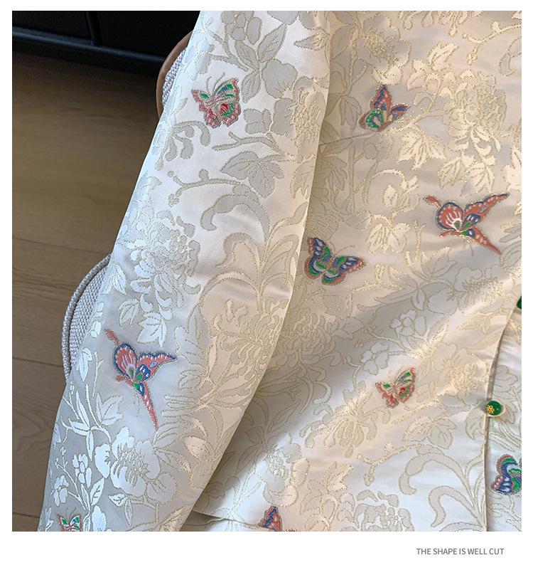 Spring & Autumn Women's Tang Suit Cardigan with Pan Buckle & Embroidery