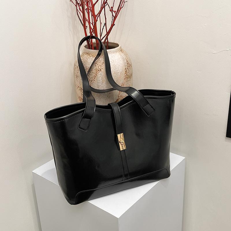 Geantă de mână retro de navetă de valoare ridicată, temperament, versatilă, de umăr, sub braț, geantă tote