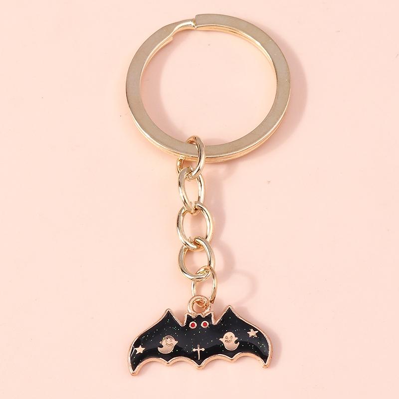 Cute Enamel Pumpkin Keychain Halloween Ghost Bat Key Ring Pendants for Handbag Decor DIY Halloween Jewelry Accessories