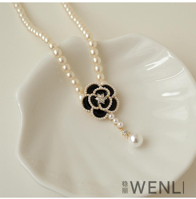 Vintage Sweet Camellia Pearl Pendant Necklace For Women Flower Clavicle Chain Necklace Party Jewelry Gift