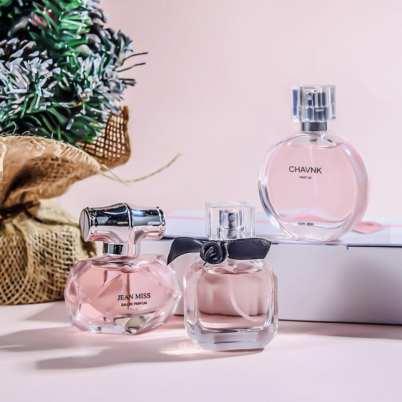 Douyin Live Yixiang Women's Perfume Three-Piece Gift Set - Long-lasting Fragrance and Encounter Reversal Collection.