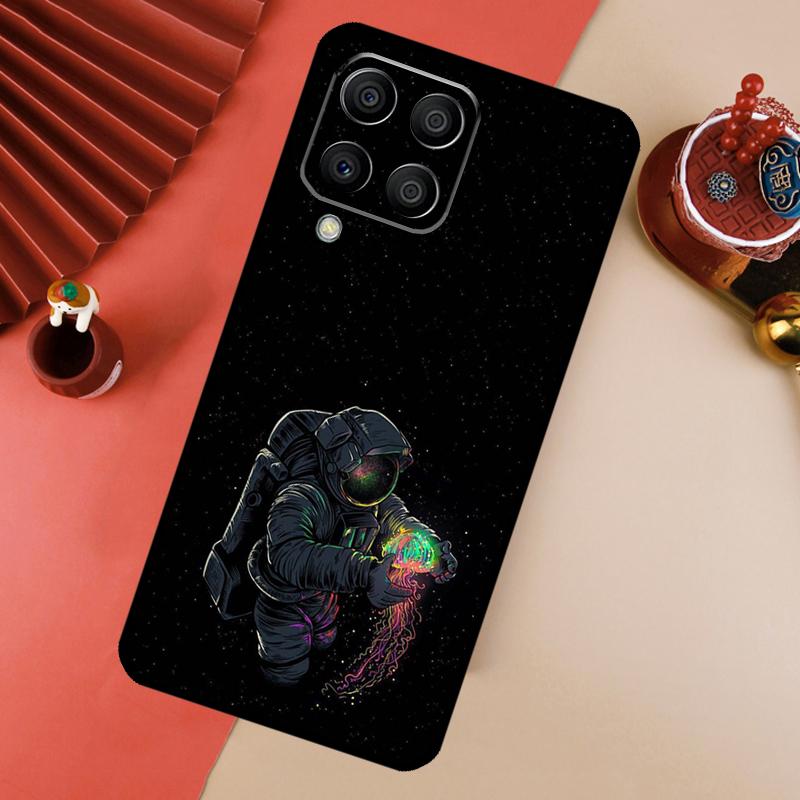 Cartoon Space Astronaut For Samsung Galaxy M13 M14 M33 M12 M32 M52 M31 M55 M15 M11 M21 M35 M53 M34 M54 M06 M16 Case