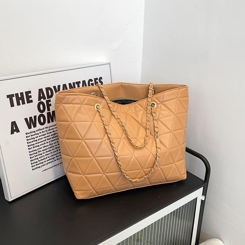 Urban Chic Großes Fassungsvermögen Sommer-Tragetasche Für Damen Stilvoll 2022 Neu Pu-Schultertasche